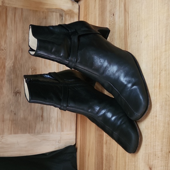 Salvatore Ferragamo Italian black leather Vintage used boots size 6.5 - Picture 14 of 16